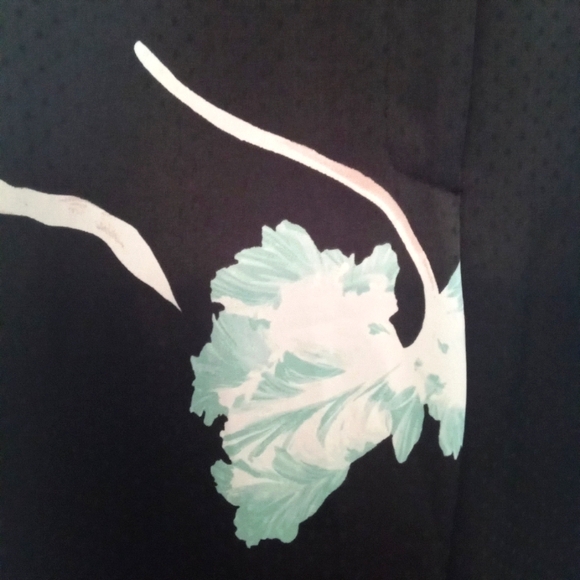 1. STATE Satin Floral Wide Leg Pant with Pockets - Picture 8 of 11